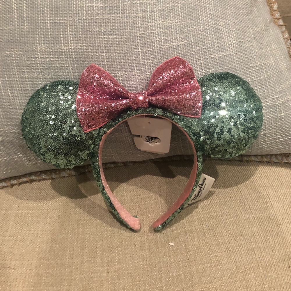 Disney Parks mint and pink sequins